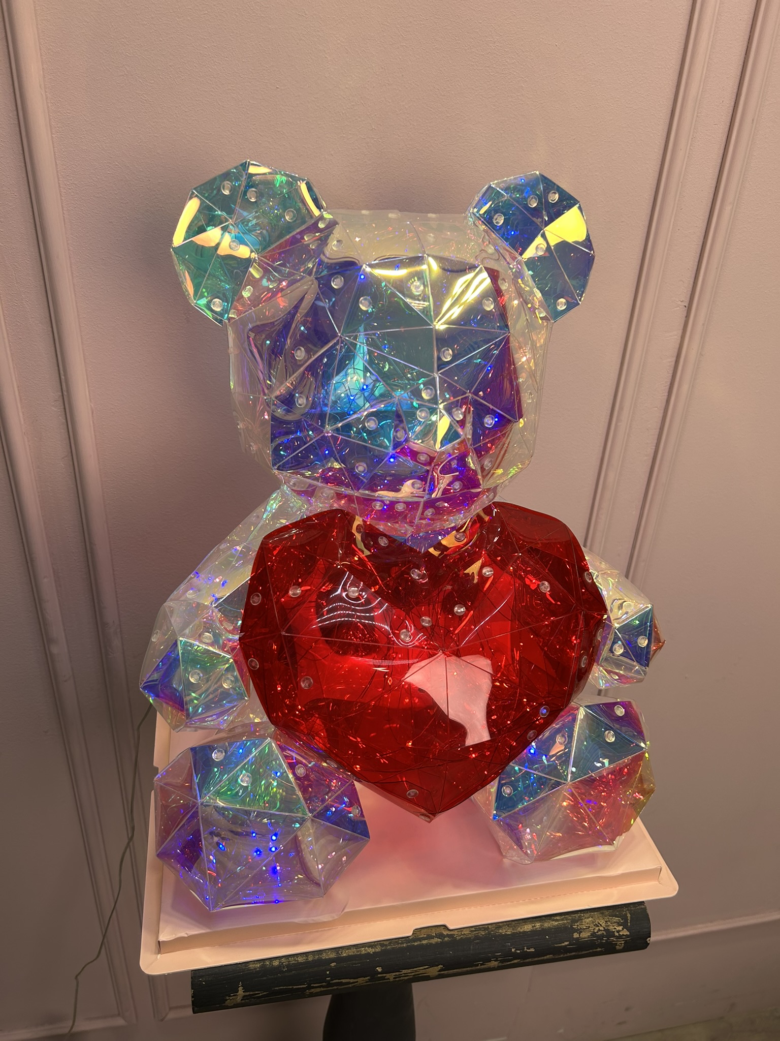 картинка Светящиеся фигура мишки с сердцем от Мадам Москвичка