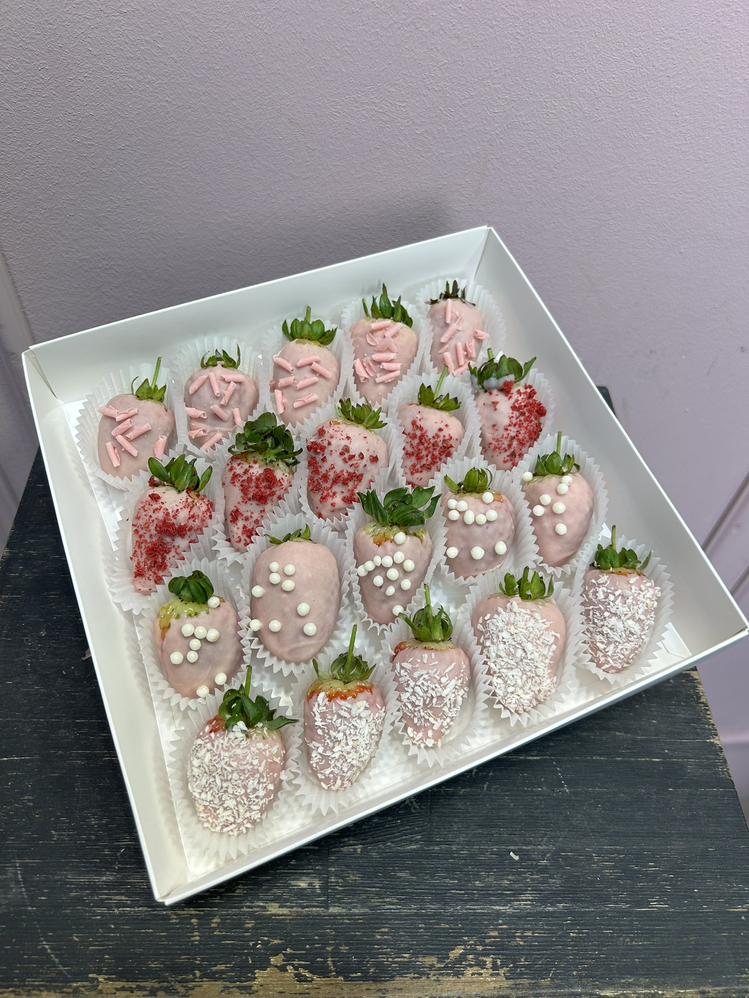 картинка Клубника в шоколаде Роз М  от Мадам Москвичка