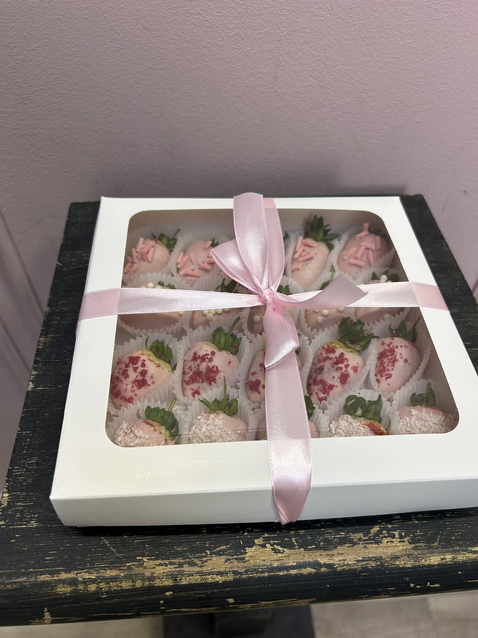 картинка Клубника в шоколаде Роз М  от Мадам Москвичка